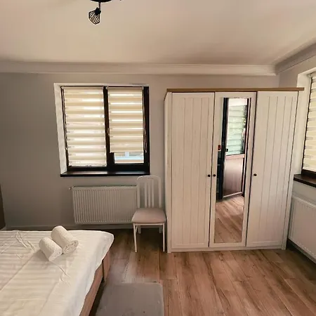 Cozy Glen Apartment Targu Mures Exterior photo