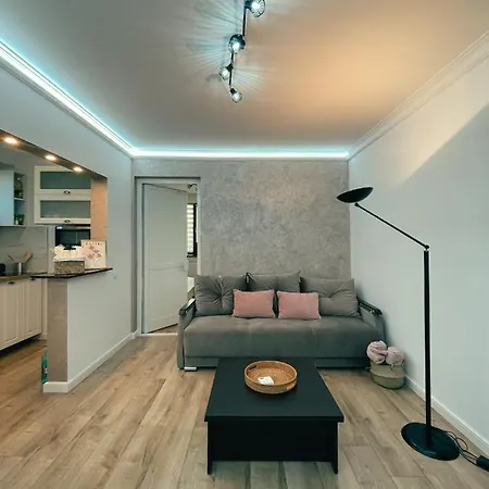 Cozy Glen Apartment Targu Mures Exterior photo