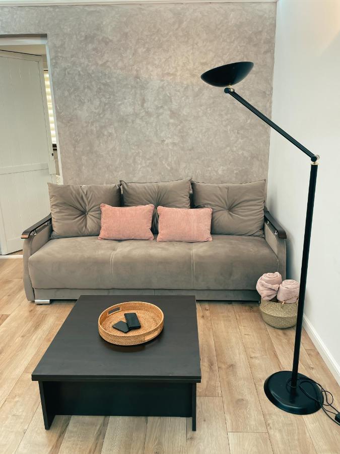 Cozy Glen Apartment *
